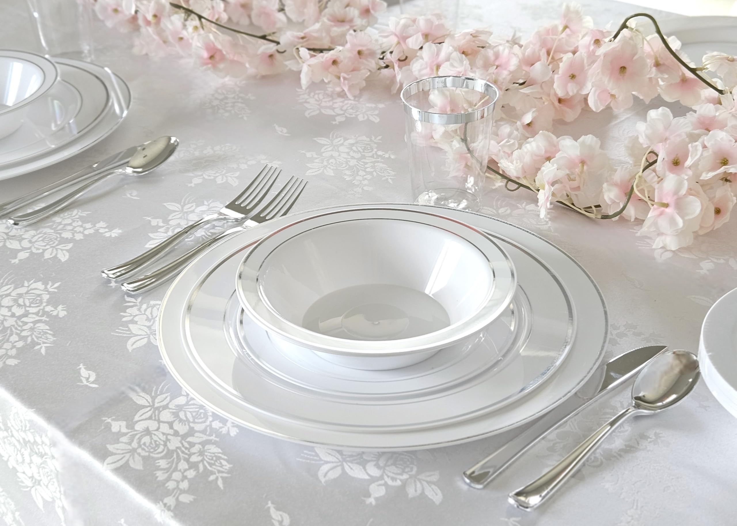 パーティー皿 Amazon.co.jp: Occasions 使い捨てプラスチック皿 120パック 厚手 結婚